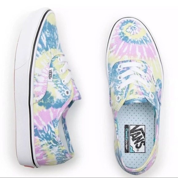 Vans ComfyCush  Tie Dye Sneaker - Picture 4 of 11